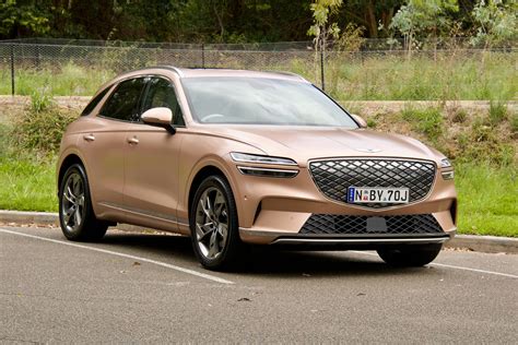 2023 Genesis Electrified GV70 Electric SUV Review | DiscoverAuto