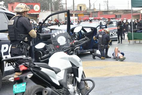 Polic A Nacional Se Reforzar Con M S Veh Culos Armamento Y Log Stica