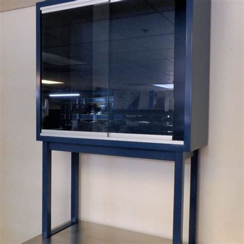 Rdm Laboratory Table With Suspended Cabinets A P Lab Cab Flat Top