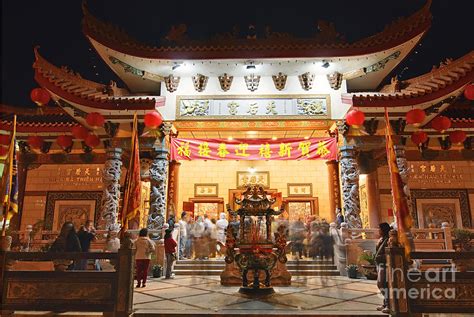 Thien Hau Temple A Taoist Temple In Chinatown Of Los Angeles