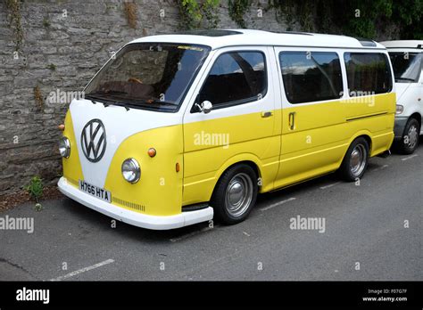 Toyota Hiace High Resolution Stock Photography and Images - Alamy