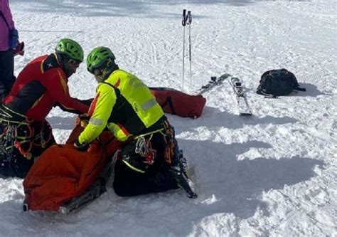 Dramma Sulle Piste Scontro Tra Due Sciatori Muore Un 37enne La Nera