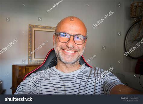 Bald Men Selfies Blonde