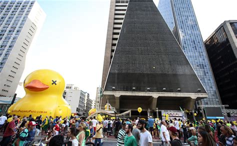 Muro Da Vergonha 17 06 2018 Poder Fotografia Folha De S Paulo