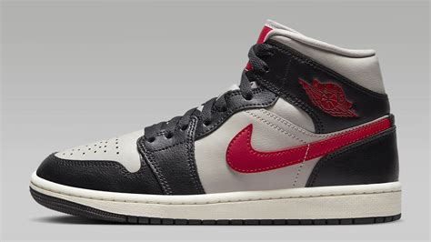 Cette Paire De Nike Air Jordan Mid Ne Va Pas Rester Longtemps En