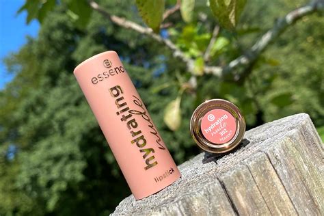 Essence Hydrating Nude Lipstick Review Verdraaid Mooi