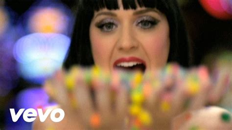 Portal Katy Perry on Twitter Solta o batidão Manhattan Clique https