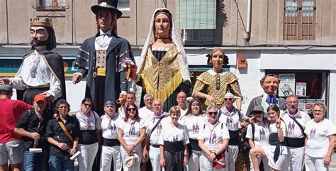 Els gegants de Rubí visiten Sant Vicenç de Castellet