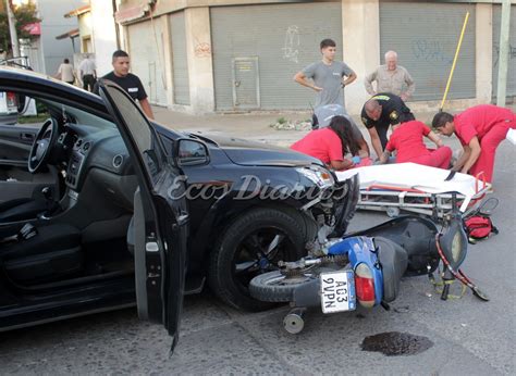 Dos Mujeres Heridas Tras Chocar Sus Motos Contra Autom Viles Ecos