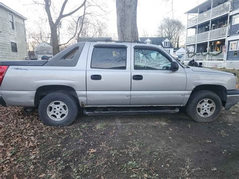 2005 Chevrolet 1500 Regular Cab · Short Bed - Cars & Trucks - Dayville