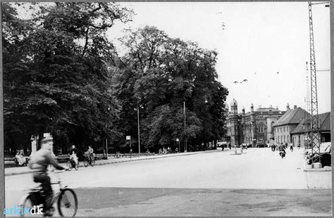 arkiv dk Kongens Have og den gamle banegård på Østre Stationsvej 1956