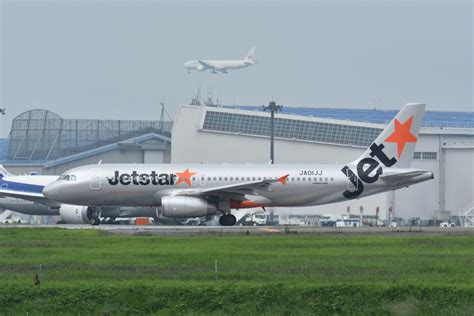 ジェットスター・ジャパン Airbus A320 Ja01jj 成田国際空港 航空フォト By Izumixさん 撮影2017年08月19日