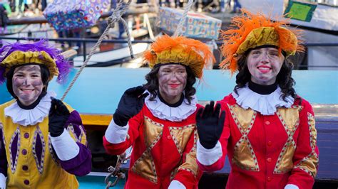 INTOCHT SINT NICOLAAS Koninklijke Vereeniging Voor Volksvermaken