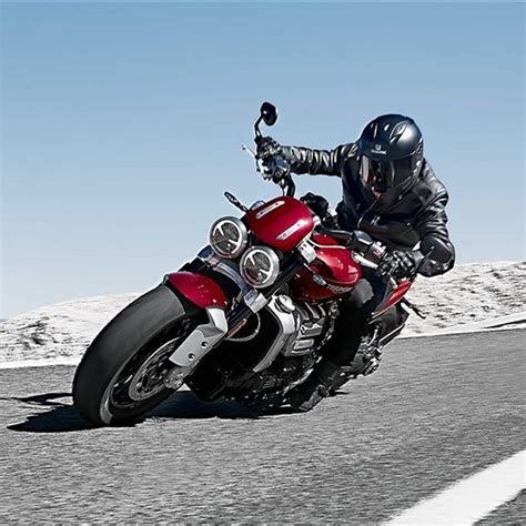 Triumph Rocket 3 This Three Cylinder Bike Is As Powerful As An Suv