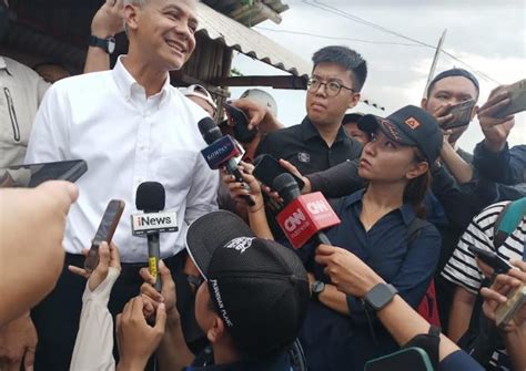 Tak Hadiri HUT Ganjar Jokowi Masih Anggota PDIP Okezone Nasional