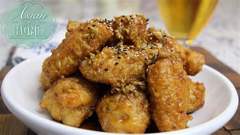 Korean Fried Chicken Wings With Sweet Garlic Sauce Youtube