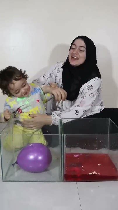 فرقعنا بلالين مياه ملونة جميلة 🥰🎈 Youtube