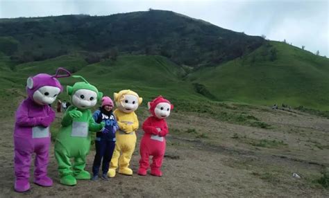 Bukit Teletubbies Batu Harga Tiket Masuk Dan Daya Tarik