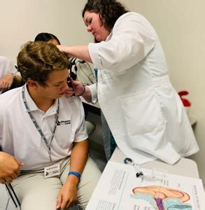 AUM faculty help high school students explore health care careers - AUM