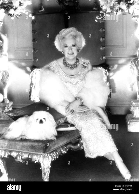 Barbara Cartland 1970s Stock Photo Alamy