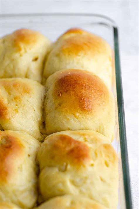 Easy Yeast Rolls For Beginners With A Video Fresh April Flours