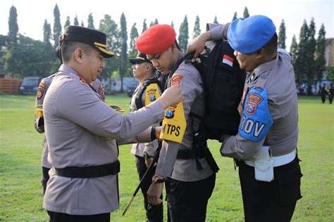 Polres Madiun Kerahkan 730 Personel Amankan TPS Pemilu 2024 ANTARA