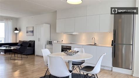 Spacious two-bedroom apartment for rent in Copenhagen (ref: 1013086 ...