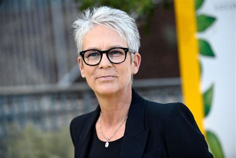 Jamie Lee Curtis consideró inexperta a Ana de Armas para hacer Knives Out