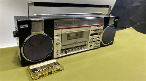 Sanyo M K Boombox Stereo Kassettenrekorder Ghetto Blaster Vintage