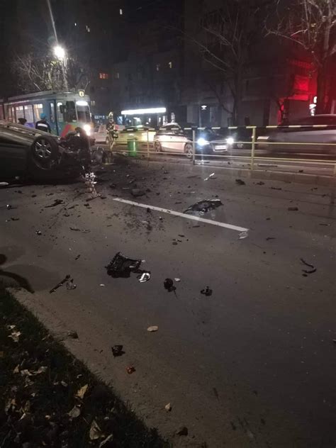 Accident spectaculos la Iaşi O maşină condusă de un șofer beat s a