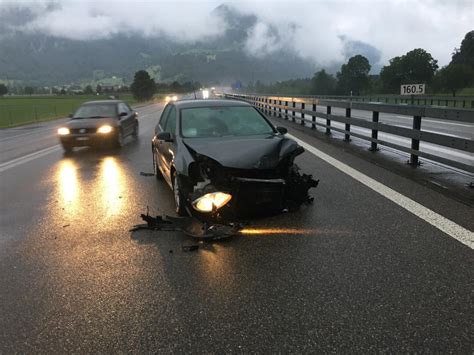 Crash Auf Der A Bei Niederurnen Gl Polizeinews Ch