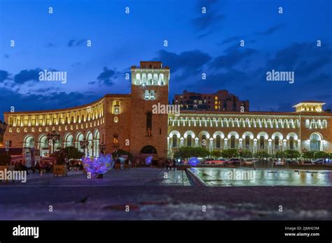 Republic Square Hi Res Stock Photography And Images Alamy