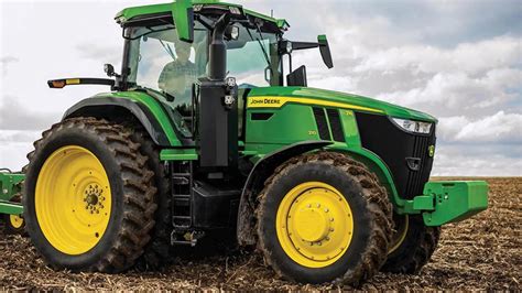 John Deere 7R Series Tractors Papé Machinery Agriculture Turf