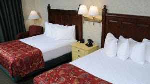 Rooms | Room Configurations - Pike's Waterfront Lodge