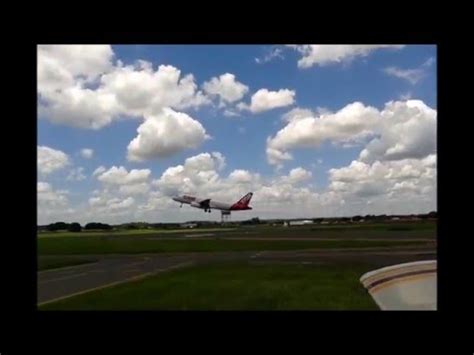 Sbte The Decolagem Airbus A Pt Mzl Tam Linhas A Reas Youtube