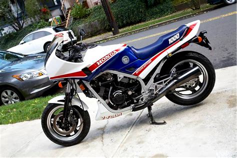 1984 Honda Vf1000f Interceptor With 1076 Original Miles Rare