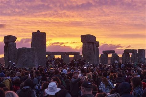 Summer Solstice Stonehenge Sunrise 2025 - Binni Cherlyn