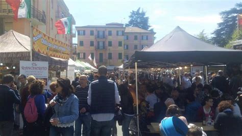 Platea Cibis A Ovada Lo Street Food Debutta Con Grande Successo