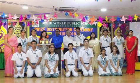 Prize Distribution Ceremony 2018 19 Delhi World Public School