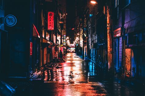 深夜の路地裏の写真素材 ぱくたそ