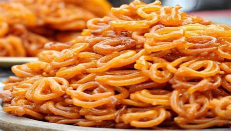 street food  delhi  top  delights   streets