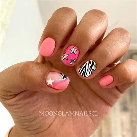 40 Cute Short Nail Designs For 2022 — Stars Zebra Pink Nails