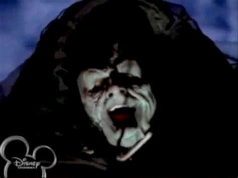 Reasons You Need To Rewatch The Halloweentown Series Right Now