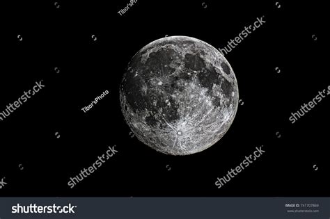 713 Full moon uk Images, Stock Photos & Vectors | Shutterstock