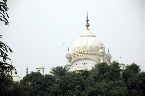 Samadhi Of Maharaja Ranjit Singh Lahore