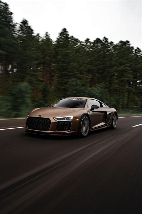 Custom spec Audi R8. I shot this yesterday in the black hills of South Dakota : r/Audi