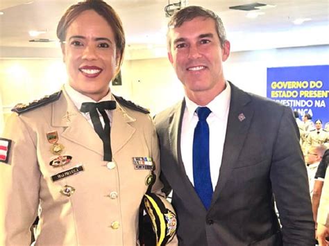 Plural De Tenente Coronel - CONQUISTA | Tenente-coronel Leila Souza Gonçalves Silva assume direção ...