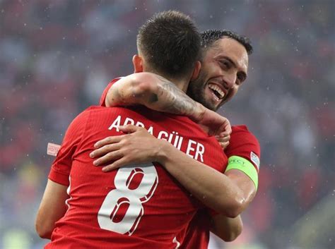 Hakan Çalhanoğlu Arda Güler e izin vermeyince tepki gecikmedi