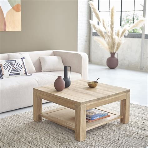 Table Basse Carr E En Bois De Teck Nature D Couvertes