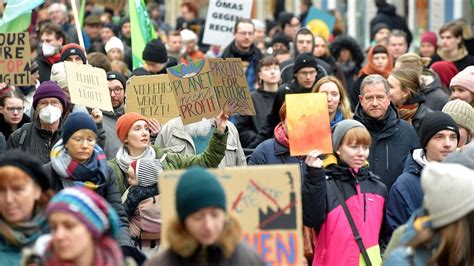 Demo Von Fridays For Future In Erfurt